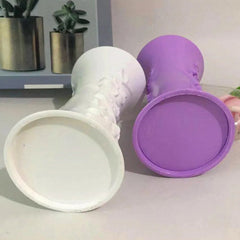 وعاء زهور من السيراميك والبلاستيك مع زجاجة