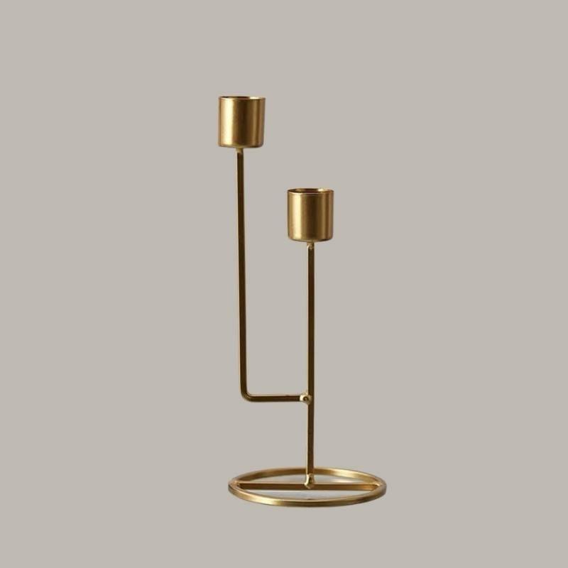 شمعدانات وشمعدانات مخروطية حديدية من موندريان