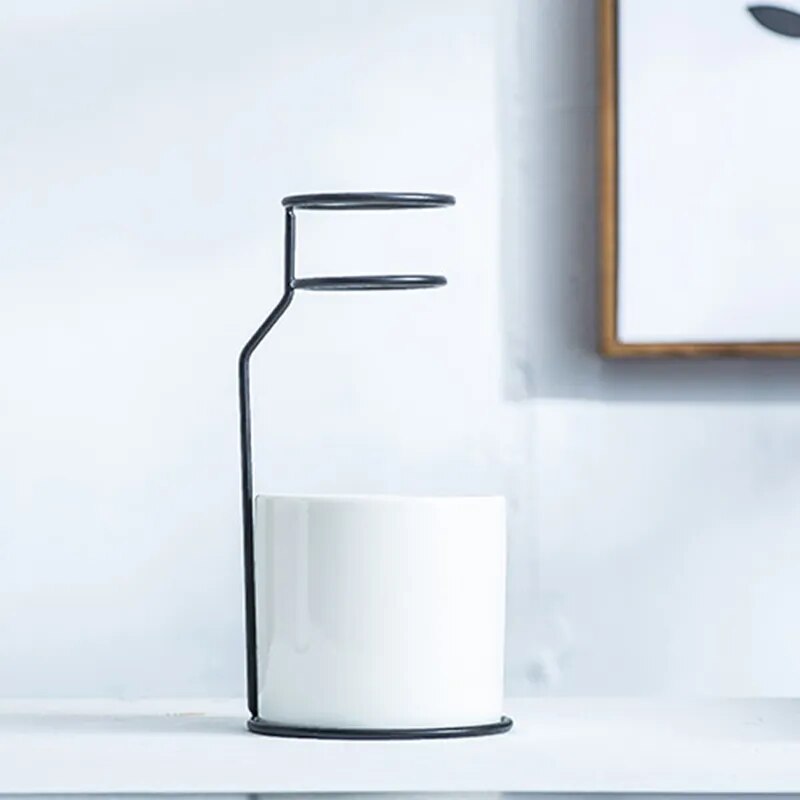 مزهريات زهور سيراميكية حديدية على الطراز الشمالي