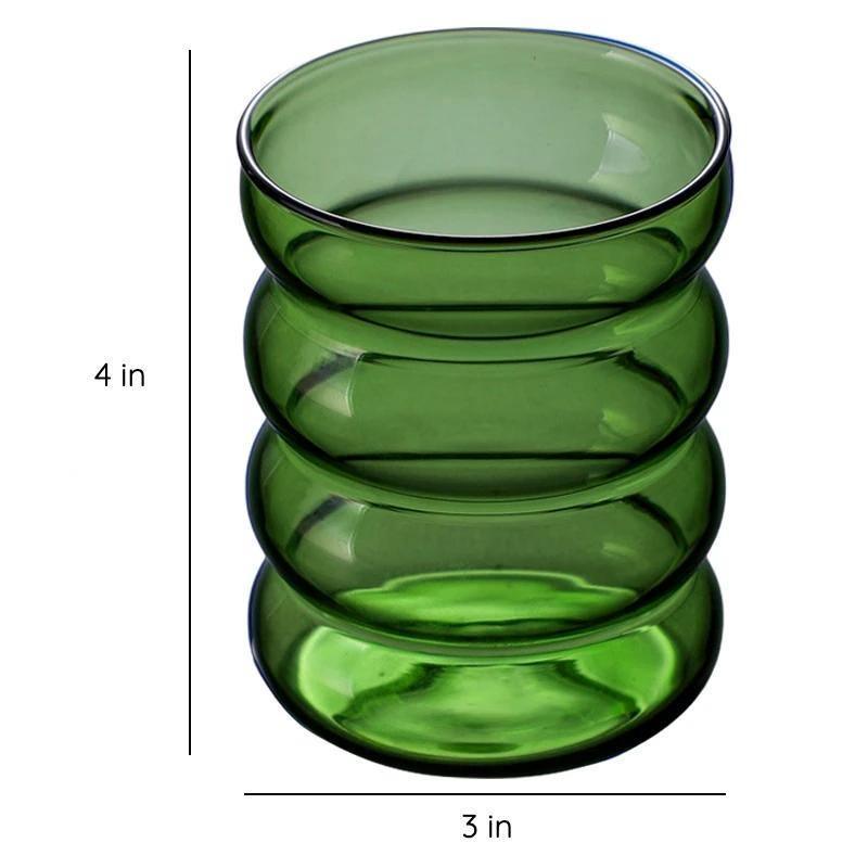 أكواب شرب زجاجية ملونة على شكل فقاعات